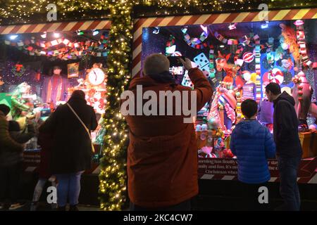 Ein Blick auf das neue Kaufhaus Arnotts zur Weihnachtszeit. Am Samstag, den 21. November 2020, in Dublin, Irland. (Foto von Artur Widak/NurPhoto) Stockfoto