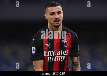 Rade Krunic von AC Mailand während der Serie Ein Spiel zwischen SSC Napoli und AC Mailand im Stadio San Paolo Neapel Italien am 22. November 2020 . (Foto von Franco Romano/NurPhoto) Stockfoto