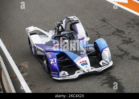 27 DENNIS Jake (GBR), BMW i Andretti Motorsport, BMW iFE.21, Aktion während des offiziellen Vorsaison-Tests der ABB Formel-E-Meisterschaft auf dem Circuit Ricardo Tormo in Valencia am 28. November 29 und 1. Dezember in Spanien. (Foto von Xavier Bonilla/NurPhoto) Stockfoto