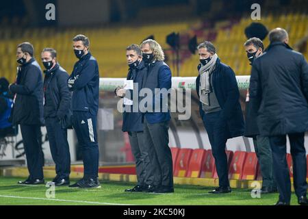 Pavel Nedved von Juventus FC schaut am 28. November 2020 im Stadio Ciro Vigorito, Benevento, Italien, mit Federico Cherubini und Fabio Paratici in der Serie A auf. (Foto von Giuseppe Maffia/NurPhoto) Stockfoto