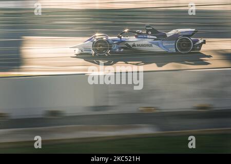 27 DENNIS Jake (GBR), BMW i Andretti Motorsport, BMW iFE.21, Aktion während des offiziellen Vorsaison-Tests der ABB Formel-E-Meisterschaft auf dem Circuit Ricardo Tormo in Valencia am 28. November 29 und 1. Dezember in Spanien. (Foto von Xavier Bonilla/NurPhoto) Stockfoto