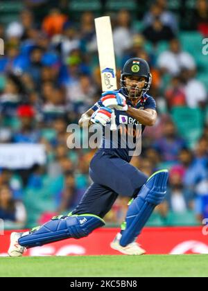 Shikhar Dhawan von Indien Fledermäuse während Spiel zwei der Twenty20 International Series zwischen Australien und Indien auf Sydney Cricket Ground am 06. Dezember 2020 in Sydney, Australien ( nur zur redaktionellen Verwendung) (Foto von Izhar Khan/NurPhoto) Stockfoto