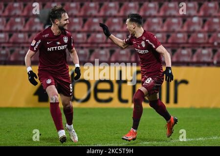 Valentin Costache (rechts) und Damjan Djokovic (links) vom CFR Cluj feiern während der CFR 1907 Cluj / FCSB, rumänische Liga 1, Dr. Constantin Radulescu Stadium, Cluj-Napoca, Rumänien, 13. Dezember 2020 (Foto: Flaviu Buboi/NurPhoto) Stockfoto