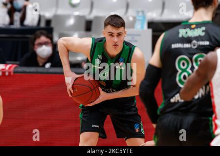 Neno Dimitrijevic vom Club Joventut Badalona während des 7-tägigen Eurocup-Spiels zwischen Club Joventut Badalona und UNICS Kazan im Pabellon Olimpico de Badalona in Barcelona, Spanien. (Foto von David Ramirez/DAX Images/NurPhoto) Stockfoto