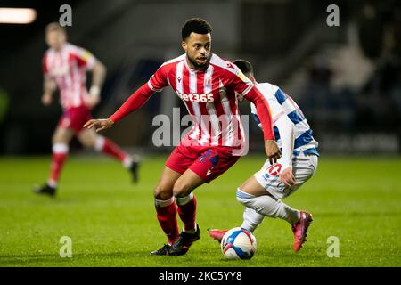 Jordan Cousins aus Stoke City in Aktion während des Sky Bet Championship-Spiels zwischen den Queens Park Rangers und Stoke City im Loftus Road Stadium, London am Dienstag, den 15.. Dezember 2020. (Foto von Juan Gasparini/MI News/NurPhoto) Stockfoto