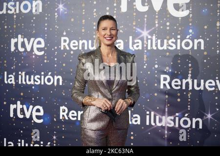 Anne Igartiburu nimmt am 18. Dezember 2020 an der RTVE-Weihnachtspräsentation im Estudio 5 Prado del Rey in Madrid, Spanien, Teil. (Foto von Oscar Gonzalez/NurPhoto) Stockfoto