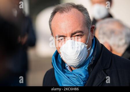 Giulio Gallera nimmt an der Pressekonferenz zum italienischen Impftag COVID-19 im Krankenhaus Niguarda in der Lombardei am 27. Dezember 2020 in Mailand, Italien, Teil. (Foto von Alessandro Bremec/NurPhoto) Stockfoto