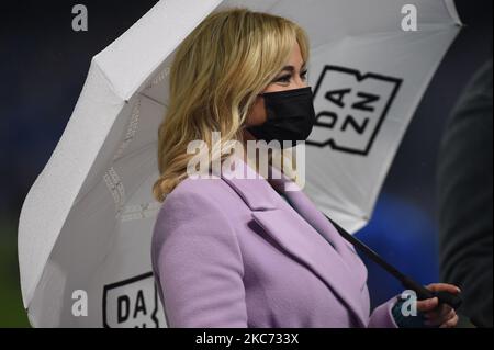 Diletta Leotta, DAZN-Fernsehmoderatorin vor dem Spiel der Serie A zwischen SSC Napoli und Spezia Calcio im Stadio Diego Armando Maradona Neapel Italien am 6. Januar 2021. (Foto von Franco Romano/NurPhoto) Stockfoto