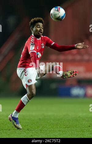 Ian Maatsen von Charlton Athletic kontrolliert den Ball während des Spiels der Sky Bet League 1 zwischen Charlton Athletic und Accrington Stanley am Freitag, dem 8.. Januar 2021, im Londoner Valley. (Foto von Juan Gasparini/MI News/NurPhoto) Stockfoto