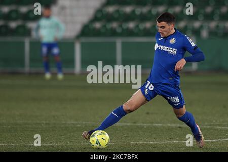 Mauro Arambarri von Getafe kontrolliert den Ball während des La Liga Santander-Spiels zwischen Elche CF und Getafe CF im Estadio Martinez Valero am 11. Januar 2021 in Elche, Spanien. (Foto von Jose Breton/Pics Action/NurPhoto) Stockfoto