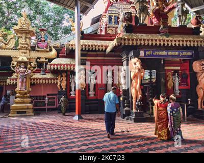 Pazhanchira Devi Tempel in Thiruvananthapuram (Trivandrum), Kerala, Indien. Der Tempel Sree Pazhanchira Devi ist einer der ältesten Tempel. Der Tempel ist fast 700 Jahre alt und ist ein hervorragendes Beispiel für Kerala Vasthu Vidya und Tempelarchitektur. Diese Denkmalstruktur wird unter die Liste der Denkmäler von nationaler Bedeutung platziert. (Foto von Creative Touch Imaging Ltd./NurPhoto) Stockfoto