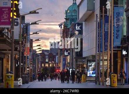 Eine allgemeine Ansicht der Henry Street im Stadtzentrum von Dublin während der Covid-19-Sperre auf Ebene 5. Am Mittwoch, den 20. Januar 2021, in Dublin, Irland. (Foto von Artur Widak/NurPhoto) Stockfoto