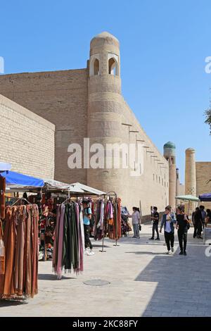 Juma (Freitag) Moschee, Polvon Kori Street, Ichan Kala (Innere Festung), Khiva, Provinz Khorezm, Usbekistan, Zentralasien Stockfoto