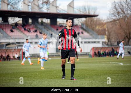 Riad Tahar vom AC Mailand beim Primavera 1 Tim-Spiel zwischen AC Mailand U19 und SPAL U19 im Centro Sportivo Vismara am 30. Januar 2021 in Mailand, Italien (Foto: Alessandro Bremec/NurPhoto) Stockfoto