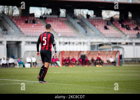 Riad Tahar vom AC Mailand beim Primavera 1 Tim-Spiel zwischen AC Mailand U19 und SPAL U19 im Centro Sportivo Vismara am 30. Januar 2021 in Mailand, Italien (Foto: Alessandro Bremec/NurPhoto) Stockfoto