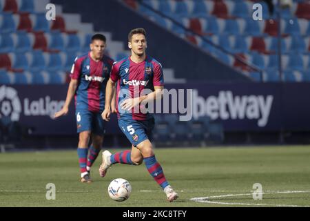 Nemanja Radoja von Levante UD während des spanischen La Liga-Spiels zwischen Levante UD und Granada CF im Stadion Ciutat de Valencia am 06. Februar 2021. (Foto von Jose Miguel Fernandez/NurPhoto) Stockfoto