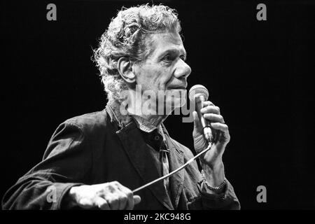 (ANMERKUNG DER REDAKTION: Bild wurde in Schwarz-Weiß umgewandelt) Chick Corea tritt am 8. Mai 2017 beim Konzert von World of Great Music im ICE Congress Center in Krakau, Polen, auf. Chick Corea, der mit dem Grammy Award ausgezeichnete Jazzmusiker, starb am 9. Februar 2021 an Krebs. (Foto von Beata Zawrzel/NurPhoto) Stockfoto