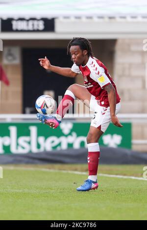 Peter Kioso von Northampton Town während der ersten Hälfte der Sky Bet League ein Spiel zwischen Northampton Town und Burton Albion im PTS Academy Stadium, Northampton am Samstag, 13.. Februar 2021. (Foto von John Cripps/MI News/NurPhoto) Stockfoto