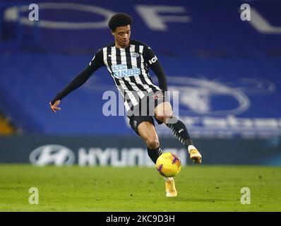 Jamal Lewis von Newcastle United während der Premiership zwischen Chelsea und Newcastle United im Stamford Bridge Stadium, London, Großbritannien, am 15.. Februar 2021 (Foto von Action Foto Sport/NurPhoto) Stockfoto