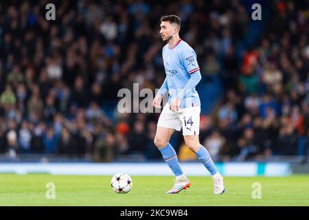 Manchester, Großbritannien. 2.. November 2022. Aymeric Laporte aus Manchester City im Einsatz während des UEFA Champions League Fußballspiels (Gruppe G - Matchday 6 of 6) zwischen Manchester City und dem FC Sevilla im Etihad Stadium in Manchester, England. (Will Palmer/SPP) Quelle: SPP Sport Press Foto. /Alamy Live News Stockfoto
