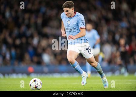 Manchester, Großbritannien. 2.. November 2022. Julian Alvarez von Manchester City in Aktion während des UEFA Champions League Fußballspiels (Gruppe G - Matchday 6 of 6) zwischen Manchester City und dem FC Sevilla im Etihad Stadium in Manchester, England. (Will Palmer/SPP) Quelle: SPP Sport Press Foto. /Alamy Live News Stockfoto