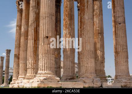 Griechenland - Tagesfoto des Zeus-Tempels in Athen. Stockfoto