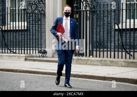 Der Staatssekretär für Gesundheit und Soziales, Matt Hancock, Abgeordneter der Konservativen Partei für West Suffolk, verlässt am 2. März 2021 die Downing Street 10 in London, England. (Foto von David Cliff/NurPhoto) Stockfoto