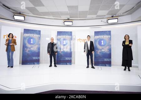 Guiomar Puerta, Javier Gutiérrez, Alejo Sauras und Cristina Plazas nehmen am 04. März 2021 an der Fotozelle „Estoy Vivo“ auf der RTVE in Madrid, Spanien, Teil. (Foto von Oscar Gonzalez/NurPhoto) Stockfoto