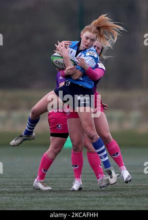 Jess Cooksey von Darlington Mowden Park Sharks und Maja Meuller von Loughborough Lightning während des ALLIANZ PREMIER 15S-Spiels der DAMEN zwischen DMP Durham Sharks und Loughborough Ligntning am Samstag, dem 6.. März 2021, im Maiden Castle in Durham City. (Foto von Chris Booth/MI News/NurPhoto) Stockfoto