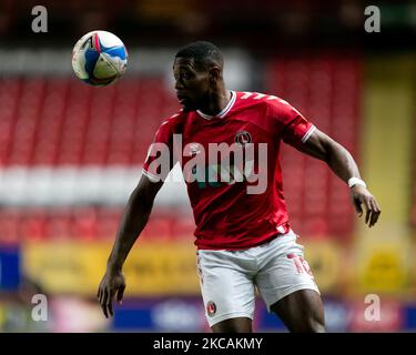 Chuks Aneke von Charlton kontrolliert den Ball während des Spiels der Sky Bet League 1 zwischen Charlton Athletic und Northampton Town am Dienstag, dem 9.. März 2021 im The Valley, London. (Foto von Juan Gasparini/MI News/NurPhoto) Stockfoto