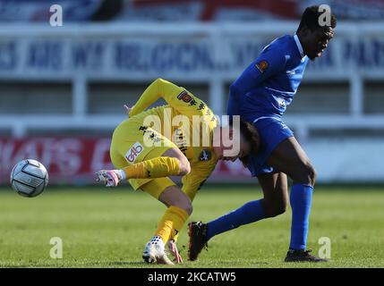 Eastleigh's Tom Blair im Einsatz mit Timi Odusina von Hartlepool United während des Vanarama National League-Spiels zwischen Hartlepool United und Eastleigh am Samstag, 13.. März 2021, im Victoria Park, Hartlepool. (Foto von Mark Fletcher/MI News/NurPhoto) Stockfoto