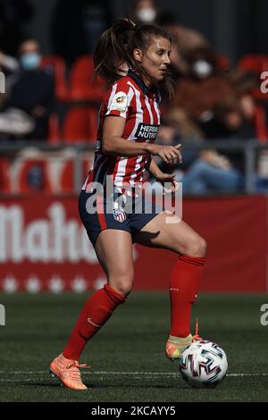 Kylie Strom von Atletico kontrolliert den Ball während des Primera Iberdrola-Spiels zwischen Club Atletico de Madrid Femenino und Real Madrid Femenino am 14. März 2021 im Wanda Sport Center in Madrid, Spanien. (Foto von Jose Breton/Pics Action/NurPhoto) Stockfoto