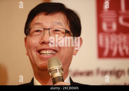 Young Liu, CEO und Chairman der Foxconn Technology Group, spricht während einer Pressekonferenz am 16. März 2021 in Taipei, Taiwan, mit ausländischen Journalisten. (Foto von Ceng Shou Yi/NurPhoto) Stockfoto