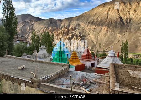 Buddhistische Chöre (Stupas) im abgelegenen Dorf Lamayuru in Lamayuru, Ladakh, Jammu und Kaschmir, Indien. (Foto von Creative Touch Imaging Ltd./NurPhoto) Stockfoto