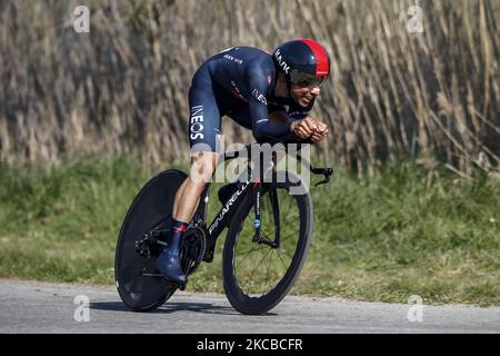 46 Jonathan Castroviejo aus Spanien von Ineos Grenadiers während des 100. Volta Ciclista a Catalunya 2021, Einzelzeitverhandlung der Etappe 2 von Banyoles nach Banyoles. Am 23. März 2021 in Banyoles, Spanien. (Foto von Xavier Bonilla/NurPhoto) Stockfoto