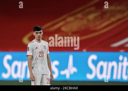 Pedro Gonzalez Pedri (FC Barcelona) aus Spanien während des Qualifikationsspiel der FIFA Fußball-Weltmeisterschaft 2022 in Katar zwischen Spanien und Griechenland am 25. März 2021 im Estadio Nuevo Los Carmenes in Granada, Spanien. (Foto von Jose Breton/Pics Action/NurPhoto) Stockfoto