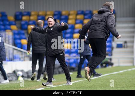 Glyn Hodges vom AFC Wimbledon reagiert während des Spiels der Sky Bet League 1 zwischen AFC Wimbledon und Northampton Town in der Plough Lane, Wimbledon, am Samstag, 27.. März 2021. (Foto von Federico Maranesi/MI News/NurPhoto) Stockfoto