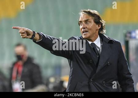 Cheftrainer von Itlay Roberto Mancini reagiert beim Qualifikationsspiel der FIFA Fußball-Weltmeisterschaft 2022 in Katar zwischen Bulgarien und Italien am 28. März 2021 in Sofia, Bulgarien. (Foto von Georgi Paleykov/NurPhoto) Stockfoto