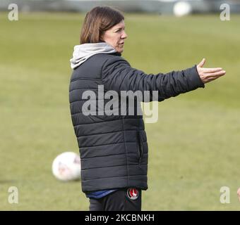 Karen Hill Managerin von Charlton Athletic Women beim FA Women's Championship-Spiel zwischen London City Lionesses und Charlton Athletic Women am 28. März 2021 im Princes Park Stadium in Dartford, England (Foto by Action Foto Sport/NurPhoto) Stockfoto