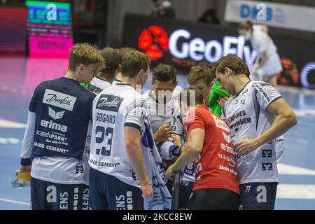 Flensburger Spieler während des LIQUI MOLY Handball-Bundesliga-Spiels zwischen SC Magdeburg und SG Flensburg-Handewitt in der GETEC-Arena am 04. April 2021 in Magdeburg. (Foto von Peter Niedung/NurPhoto) Stockfoto