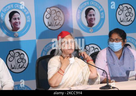 Jaya Bachchan, Parlamentsabgeordnete der politischen Partei Samajwadi und Ehefrau des indischen Superstar-Schauspielers Amotab Bachchan bei einem Pressetreffen in Kalkutta, Indien, am 05. April 2021. Jaya Bachchan ist in kalkutta, um sich für den Trinamool-Kongress in den Umfragen der Versammlung zu kampieren. (Foto von Debajyoti Chakraborty/NurPhoto) Stockfoto