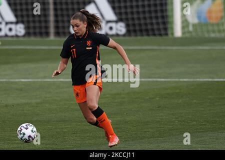 Lieke Martens aus den Niederlanden läuft mit dem Ball während des Freundschaftsspiel der Women's International zwischen Spanien und den Niederlanden am 09. April 2021 in Marbella, Spanien. Sportstadien in ganz Spanien unterliegen aufgrund der Coronavirus-Pandemie weiterhin strengen Beschränkungen, da staatliche Gesetze zur sozialen Distanzierung Fans innerhalb von Veranstaltungsorten verbieten, was dazu führt, dass Spiele hinter verschlossenen Türen gespielt werden. (Foto von Jose Breton/Pics Action/NurPhoto) Stockfoto