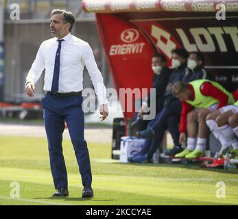 Fabio Pecchia Cheftrainer der US-Cremonesen während des Spiels der Serie B zwischen AC Monza und US-Cremonesen im Stadio Brianteo am 17. April 2021 in Monza, Italien. (Foto von Giuseppe Cottini/NurPhoto) Stockfoto