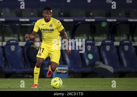 Villarreals Samuel Chimerenka Chukwueze beim spanischen La Liga-Spiel zwischen Levante UD und Villarreal CF am 18. April 2021 im Stadion Ciutat de Valencia in Valencia, Spanien. (Foto: Jose Miguel Fernandez/NurPhoto) Stockfoto