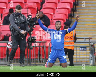 Kelechi Iheanacho von Leicester City feiert sein Ziel während des Halbfinales des Emirates FA Cup zwischen Leicester City und Southampton im Wembley-Stadion in London, Großbritannien, am 18.. April 2021. (Foto by Action Foto Sport/NurPhoto) Stockfoto