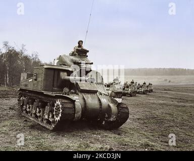 Vereinigten Staaten-Panzer während der Gruppe Manöver irgendwo in England, ca. 1942. Stockfoto