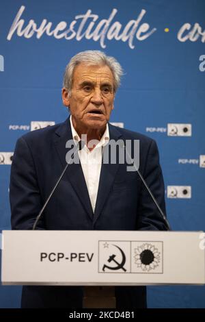 Der Generalsekretär der PCP, Jerónimo de Sousa, spricht auf der Pressekonferenz über die Koalition für die nächsten Kommunalwahlen am PCP-Hauptquartier in Lissabon, Portugal, am 20. April 2021. Die Kommunistische Partei ( PCP ) bildet eine Koalition mit der Umweltpartei ( PEV ) für die diesjährigen Kommunalwahlen. Die CDU, einheitliche demokratische Koalition. (Foto von Nuno Cruz/NurPhoto) Stockfoto