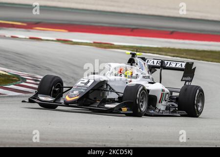 21 Lorenzo Colombo aus Italien von Campos Racing, Aktion am ersten Tag des Formel-3-Tests auf dem Circuit de Barcelona - Catalunya am 21. April 2021 in Montmelo, Spanien. (Foto von Xavier Bonilla/NurPhoto) Stockfoto