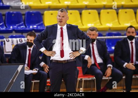 Trainer des FC Barcelona Sarunas Jasikevicius während des Spiels 2 des Euroleague Basketball Playoff-Spiels von Turkish Airlines zwischen dem FC Barcelona und Zenit St. Petersburg im Palau Blaugrana am 23. April 2021 in Barcelona, Spanien. (Foto von Xavier Bonilla/NurPhoto) Stockfoto