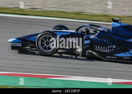 16 Roy Nissany aus Israel von DAMS, Aktion am zweiten Tag des FIA Formel 2 Testens auf dem Circuit de Barcelona - Catalunya am 24. April 2021 in Montmelo, Spanien. (Foto von Xavier Bonilla/NurPhoto) Stockfoto